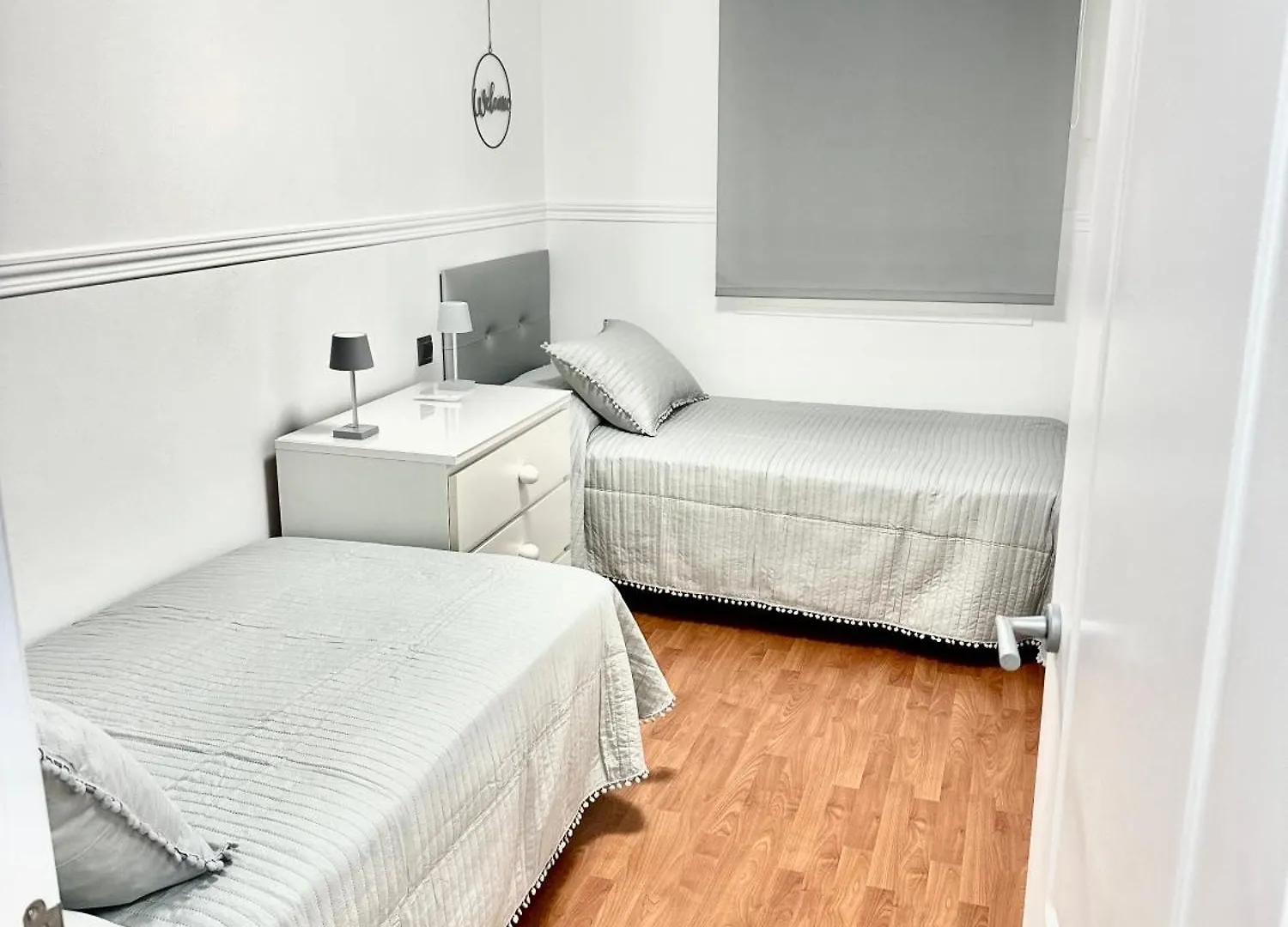 10 Minutos Centro Sevilla, Moderno Y Con Parking Gratis Apartment