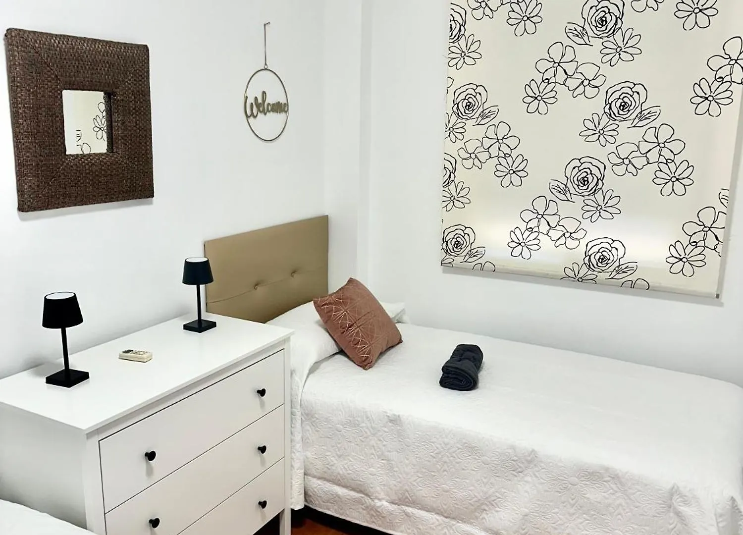 10 Minutos Centro Sevilla, Moderno Y Con Parking Gratis Apartamento Sevilla