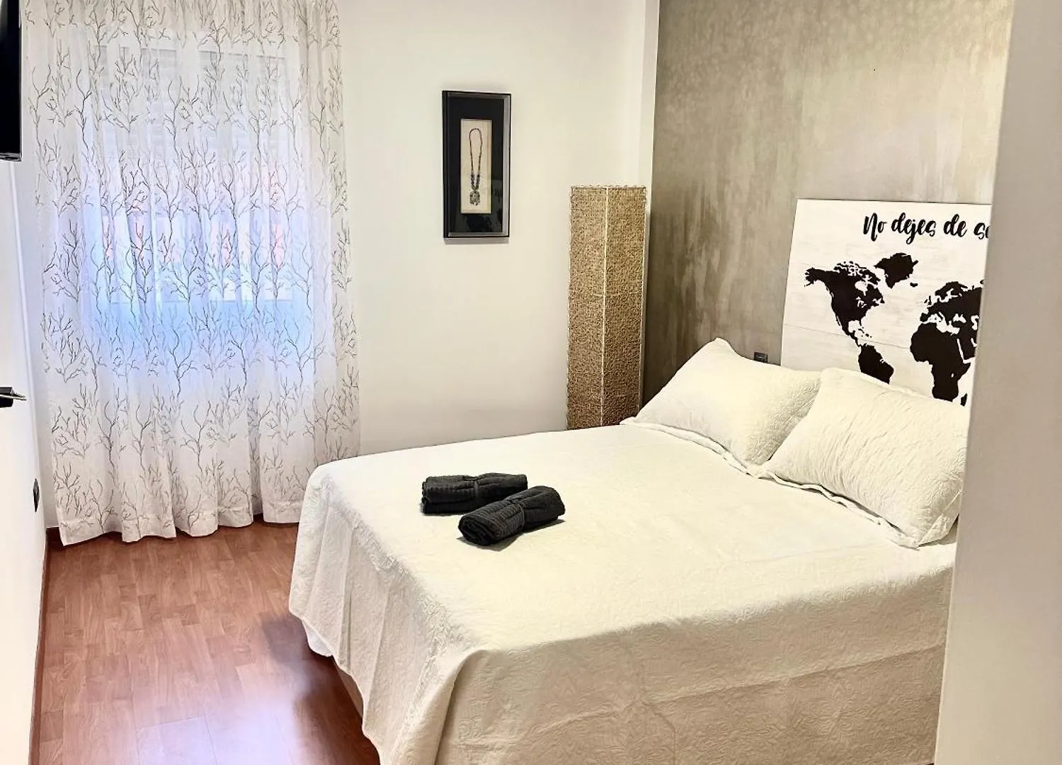 Apartment 10 Minutos Centro Sevilla, Moderno Y Con Parking Gratis